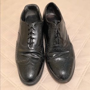 Men’s black dress shoes